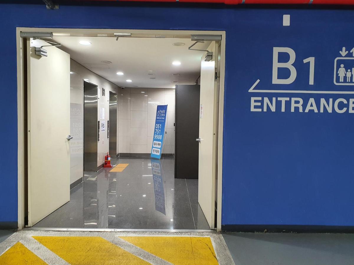 Holiday Apt Gwangan Beach Busan Eksteriør billede